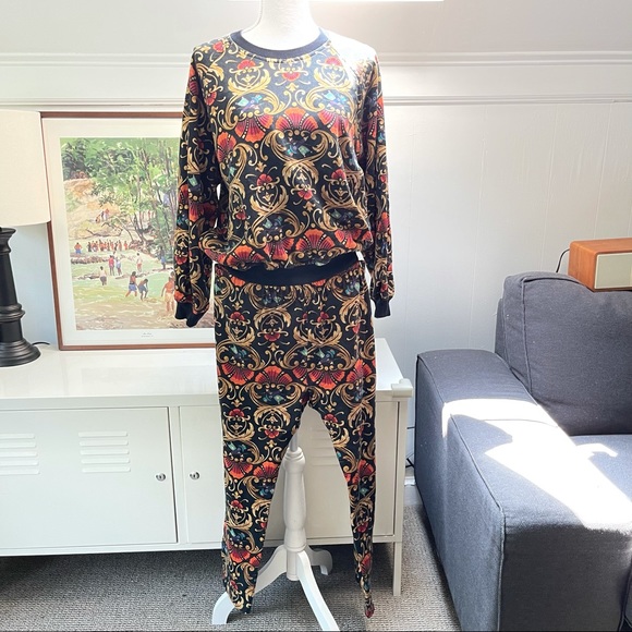 Hermès Sweatshirt and Sweatpant Set - Picture 10 of 15